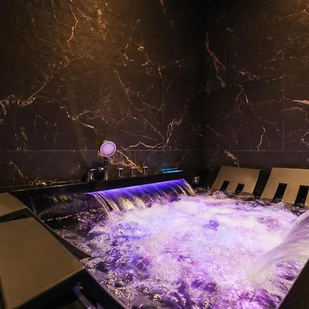 Explozja Zmyslow Apartment