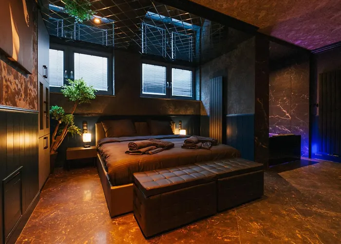 Explozja Zmyslow Apartment *